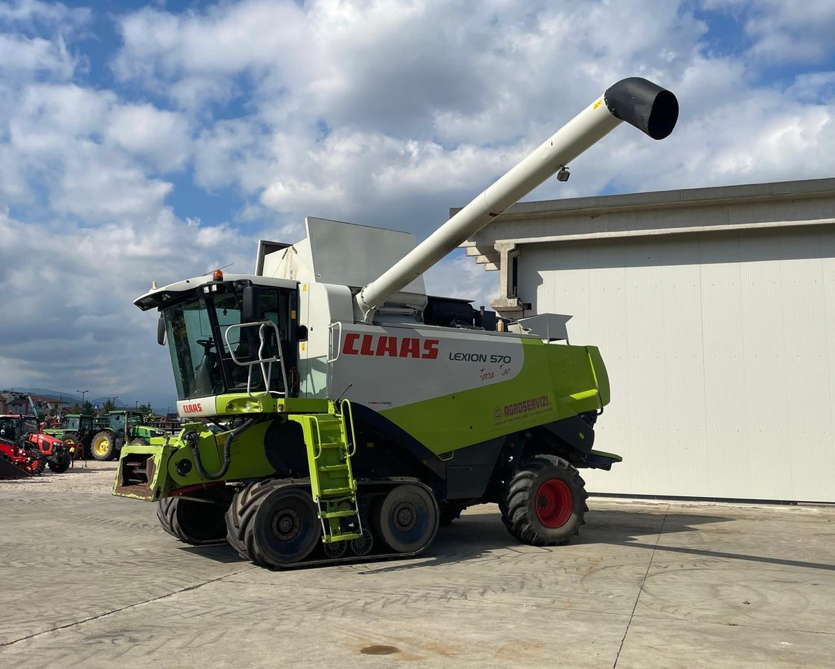 CLAAS MIETITREBBIA LEXION 570TT - Комбајн: слика 1 CLAAS MIETITREBBIA LEXION 570TT - Комбајн: слика 1