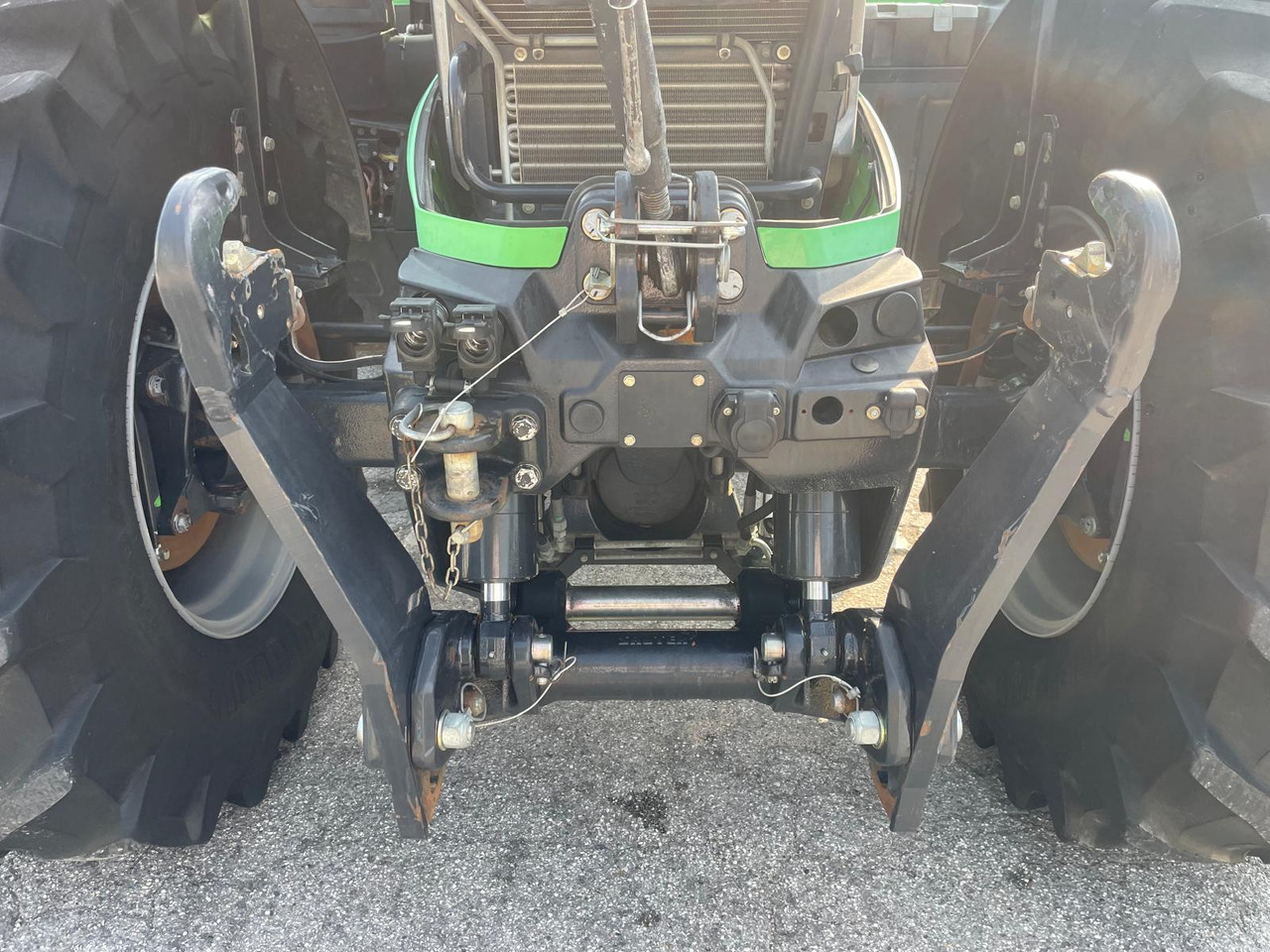 DEUTZ-FAHR AGROTRON 7250 TTV - Трактор: слика 4 DEUTZ-FAHR AGROTRON 7250 TTV - Трактор: слика 4