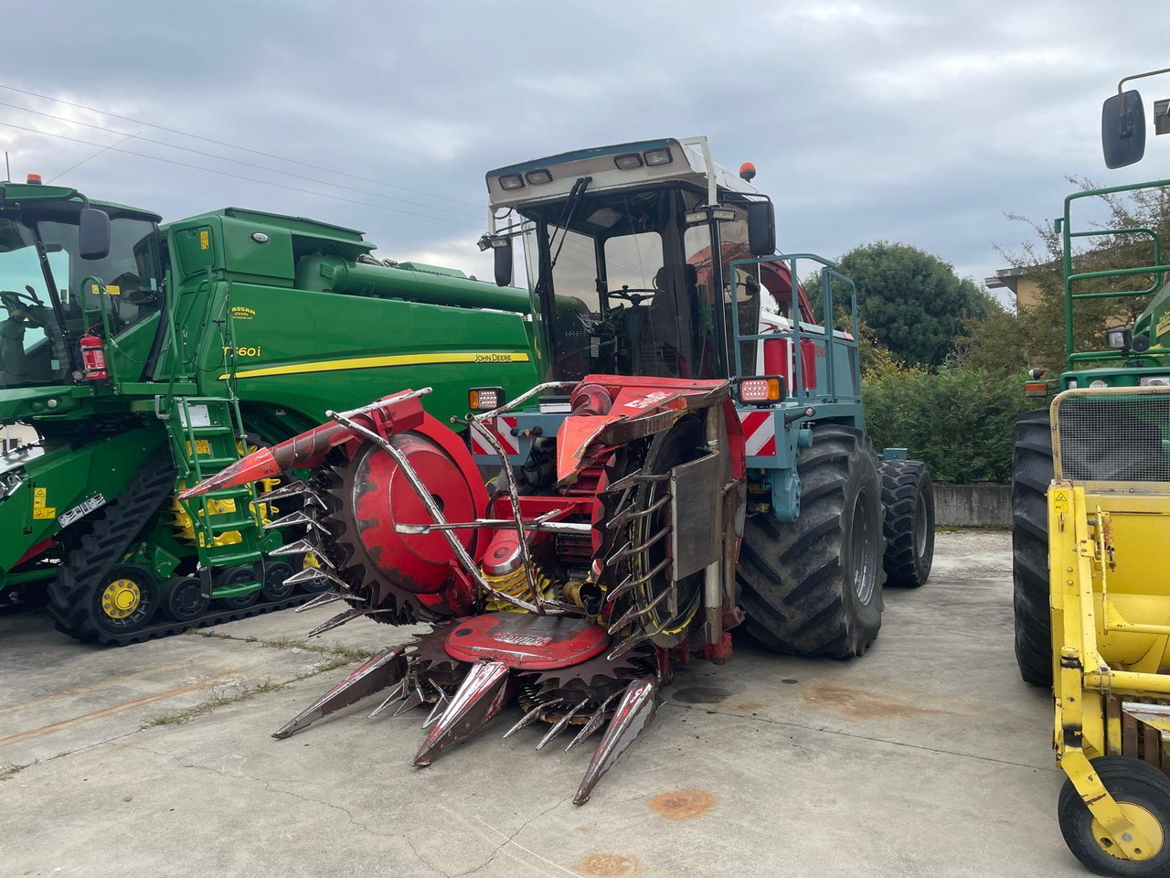 MENGELE TRINCIA SF 6000 - Комбајн за сточна храна: слика 1 MENGELE TRINCIA SF 6000 - Комбајн за сточна храна: слика 1