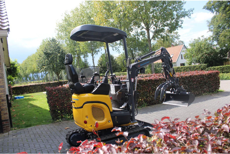 Eurotrac HE 12 servo - Мини багер: слика 3 Eurotrac HE 12 servo - Мини багер: слика 3