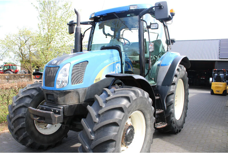 New Holland TS100A TS100A - Трактор: слика 5 New Holland TS100A TS100A - Трактор: слика 5
