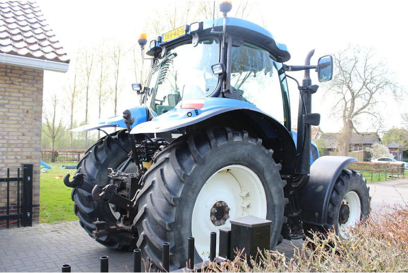 New Holland TS100A TS100A - Трактор: слика 3 New Holland TS100A TS100A - Трактор: слика 3