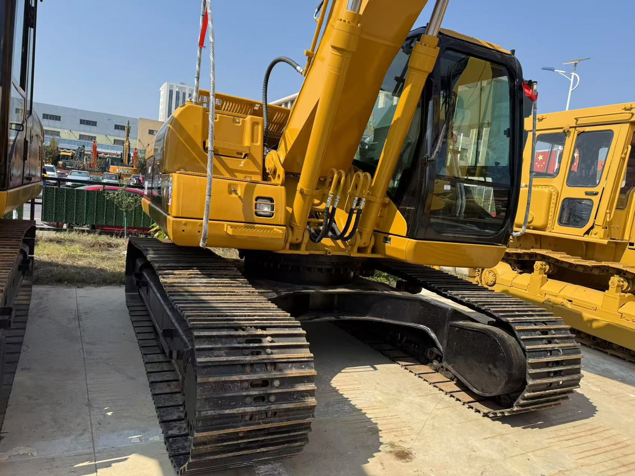 CATERPILLAR 320c - Багер гасеничар: слика 2 CATERPILLAR 320c - Багер гасеничар: слика 2