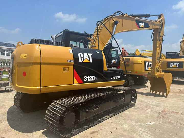 Low Working Time CAT 312D2 Excavator Caterpillar Used 15ton Cat312D2 No Reviews yet - Багер гасеничар: слика 5 Low Working Time CAT 312D2 Excavator Caterpillar Used 15ton Cat312D2 No Reviews yet - Багер гасеничар: слика 5