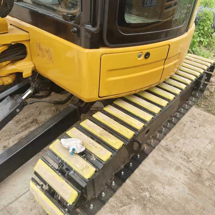 Mini Caterpillar 303.5E Excavator for Sale Second Hand Original Caterpillar 3tons Excavator in Sale - Багер: слика 4 Mini Caterpillar 303.5E Excavator for Sale Second Hand Original Caterpillar 3tons Excavator in Sale - Багер: слика 4