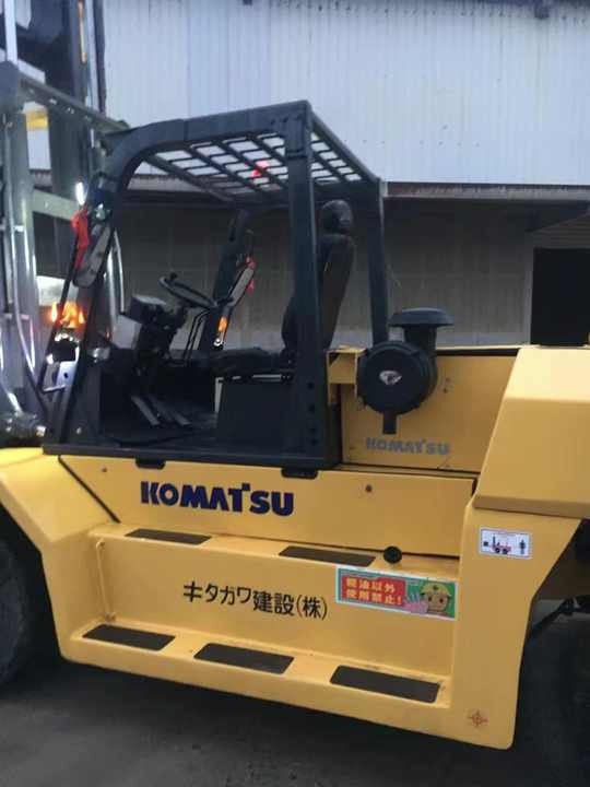 Nice Performance 100% Original komatsu 15tons Forklift on Sale  15 Ton Diesel Forklifts  Industrial  Price for Sale - Дизел вилушкар: слика 3 Nice Performance 100% Original komatsu 15tons Forklift on Sale  15 Ton Diesel Forklifts  Industrial  Price for Sale - Дизел вилушкар: слика 3