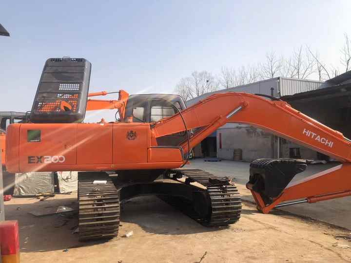 Original Japan Hitachi ZX200 Excavator Hitachi Excavator in Low Price for Hot Sale - Багер гасеничар: слика 2 Original Japan Hitachi ZX200 Excavator Hitachi Excavator in Low Price for Hot Sale - Багер гасеничар: слика 2