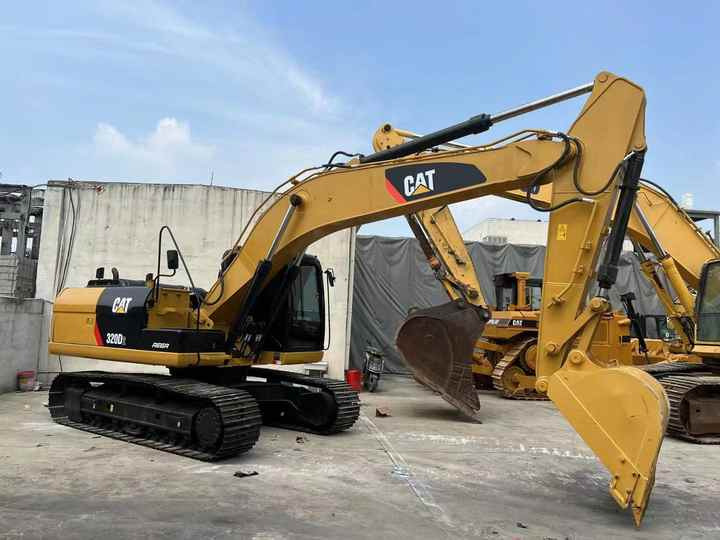 Reasonable Price Japan Original 330d2 Caterpillar Excavator CAT USED 329D2 320D2 325D 315D Excavator - Багер гасеничар: слика 2 Reasonable Price Japan Original 330d2 Caterpillar Excavator CAT USED 329D2 320D2 325D 315D Excavator - Багер гасеничар: слика 2