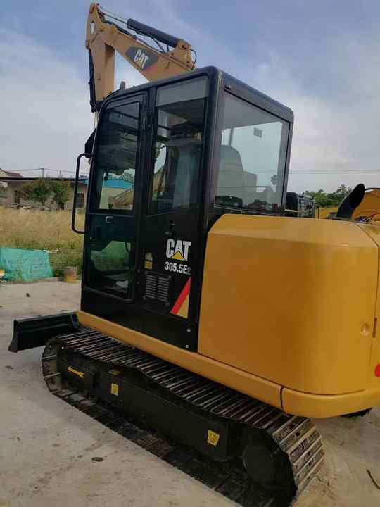 Used CAT 305.5E 5T Second Hand Japan Original MINI Excavator Mining Construction Excavators Hot Sale 306 307 308 Small Mini 6t - Мини багер: слика 2 Used CAT 305.5E 5T Second Hand Japan Original MINI Excavator Mining Construction Excavators Hot Sale 306 307 308 Small Mini 6t - Мини багер: слика 2