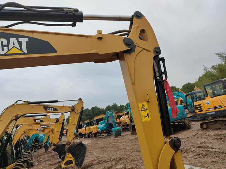 Used Digger CAT 305.5E Construction Machinery Construction Digger Used CAT 305.5E Cheap Excavator - Багер гасеничар: слика 5 Used Digger CAT 305.5E Construction Machinery Construction Digger Used CAT 305.5E Cheap Excavator - Багер гасеничар: слика 5
