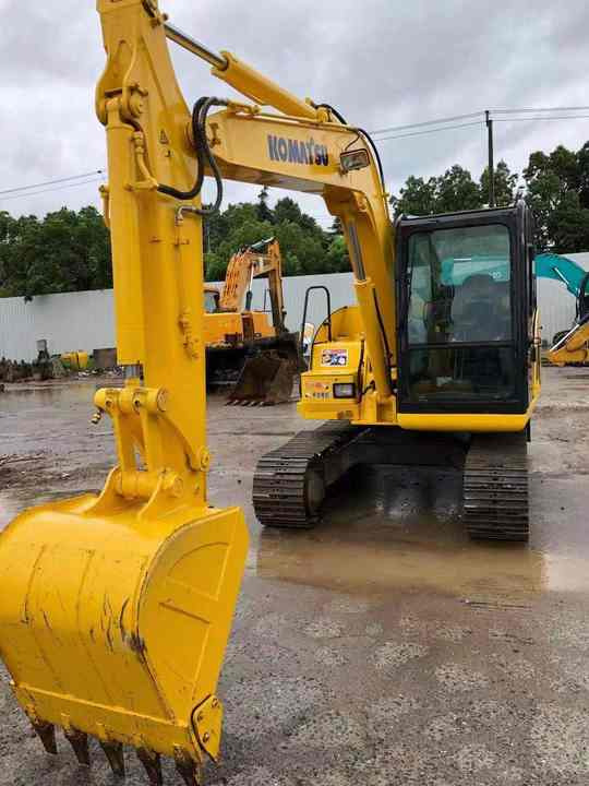 Лизинг на  Used Good Quality Komatsu PC70 Excavator for Saleg [ Copy ] [ Copy ] Used Good Quality Komatsu PC70 Excavator for Saleg [ Copy ] [ Copy ]: слика 6