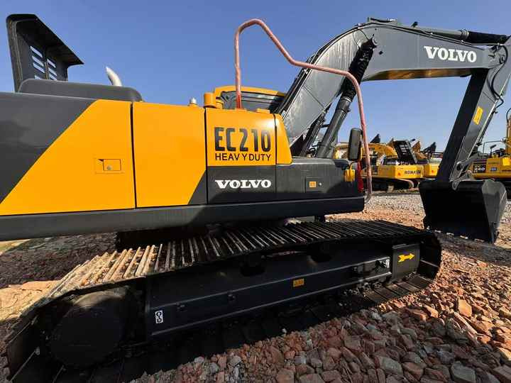Used VOLVO EC210 Excavators Hydraulic Excavators - Багер гасеничар: слика 2 Used VOLVO EC210 Excavators Hydraulic Excavators - Багер гасеничар: слика 2