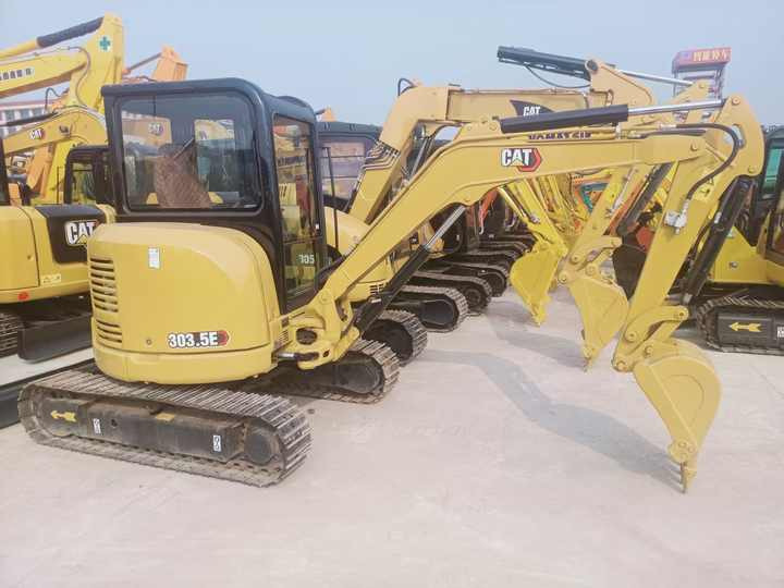 Well-Maintained Used CAT 303.5E Reliable Performance Guaranteed - Багер: слика 4 Well-Maintained Used CAT 303.5E Reliable Performance Guaranteed - Багер: слика 4