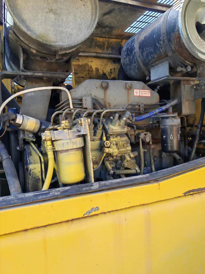 Натоварувач на тркала komatsu wa320-3 [ Copy ] [ Copy ]: слика 6