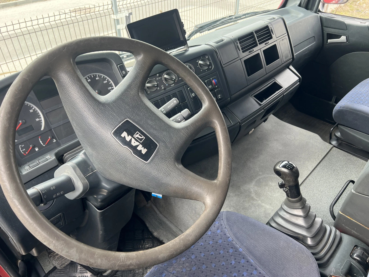 Кипер, Камион со кран Man Tga 6х4, Самосвал с Кран: слика 13 Кипер, Камион со кран Man Tga 6х4, Самосвал с Кран: слика 13