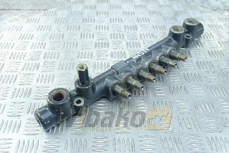 Komatsu 6D125E-3 6217-71-1211 - Систем за гориво за Градежна машина: слика 1 Komatsu 6D125E-3 6217-71-1211 - Систем за гориво за Градежна машина: слика 1