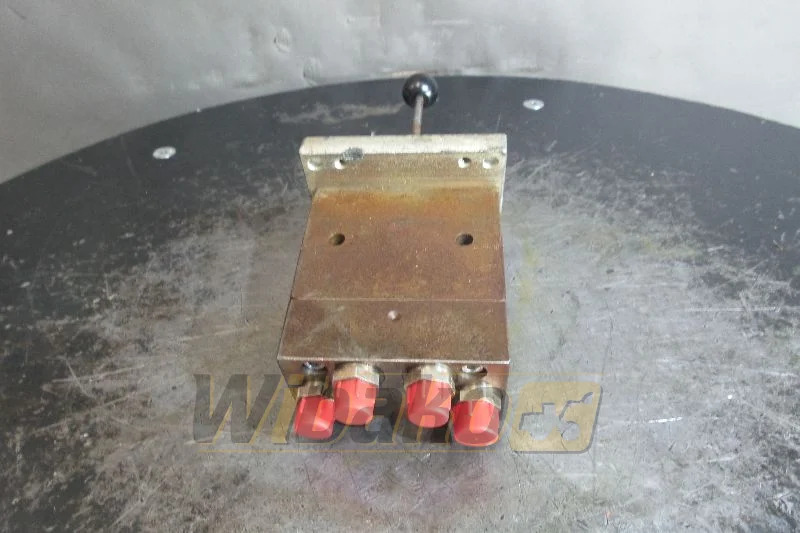 Volvo Akerman EC230 - Хидрауличен вентил за Градежна машина: слика 1 Volvo Akerman EC230 - Хидрауличен вентил за Градежна машина: слика 1