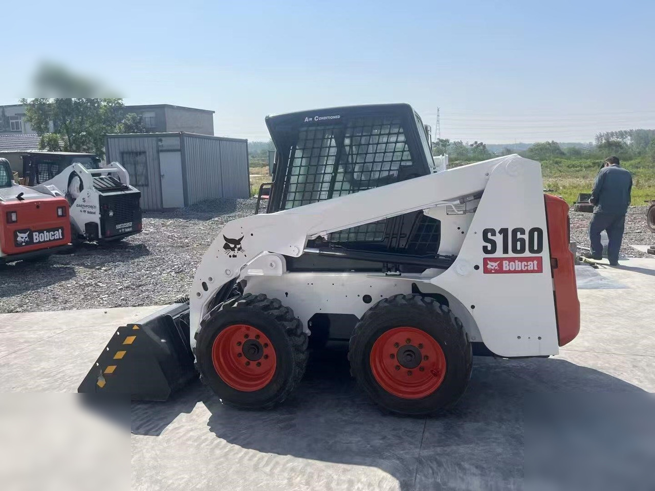 BOBCAT S160 - Компактен натоварувач: слика 3 BOBCAT S160 - Компактен натоварувач: слика 3