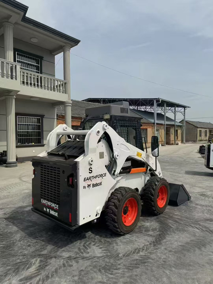 BOBCAT S18 - Натоварувач на тркала: слика 2 BOBCAT S18 - Натоварувач на тркала: слика 2