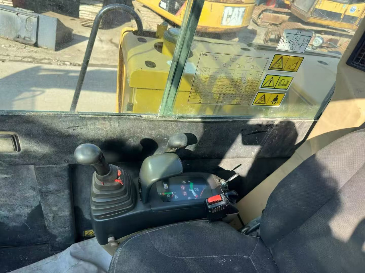 CATERPILLAR 307D - Багер гасеничар: слика 5 CATERPILLAR 307D - Багер гасеничар: слика 5
