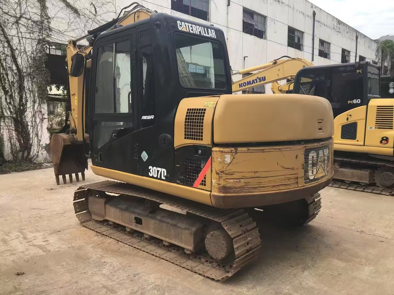 CATERPILLAR 307D - Багер гасеничар: слика 2 CATERPILLAR 307D - Багер гасеничар: слика 2