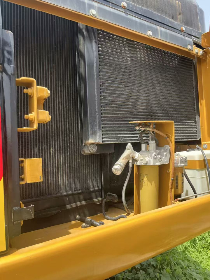 Багер гасеничар CATERPILLAR 330D2: слика 14