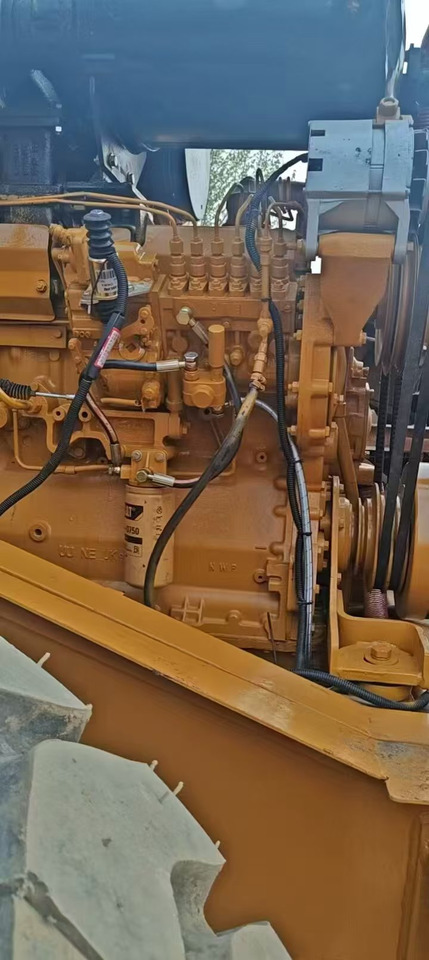 CATERPILLAR 950H - Натоварувач на тркала: слика 2 CATERPILLAR 950H - Натоварувач на тркала: слика 2