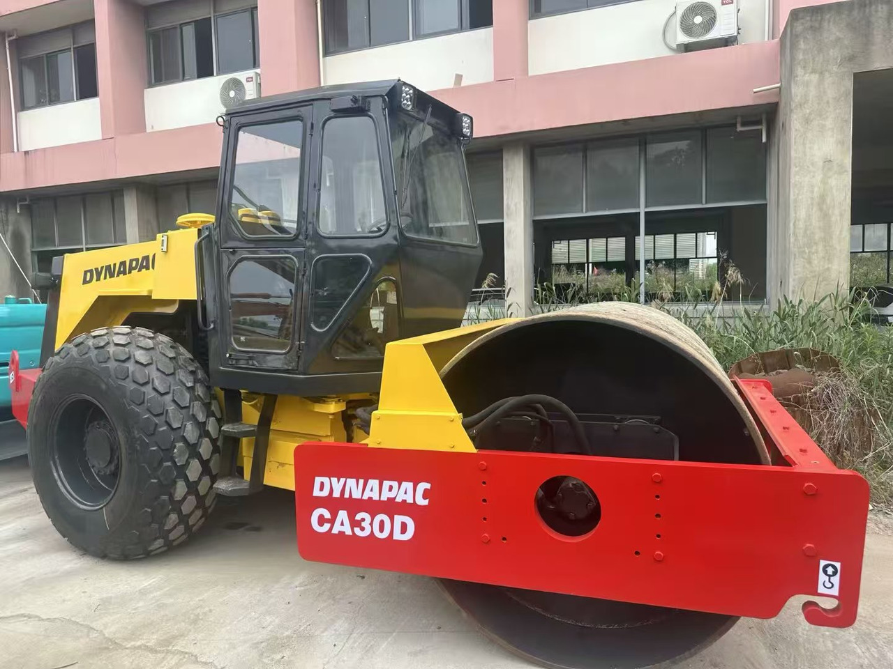 Компактор DYNAPAC CA30D: слика 6