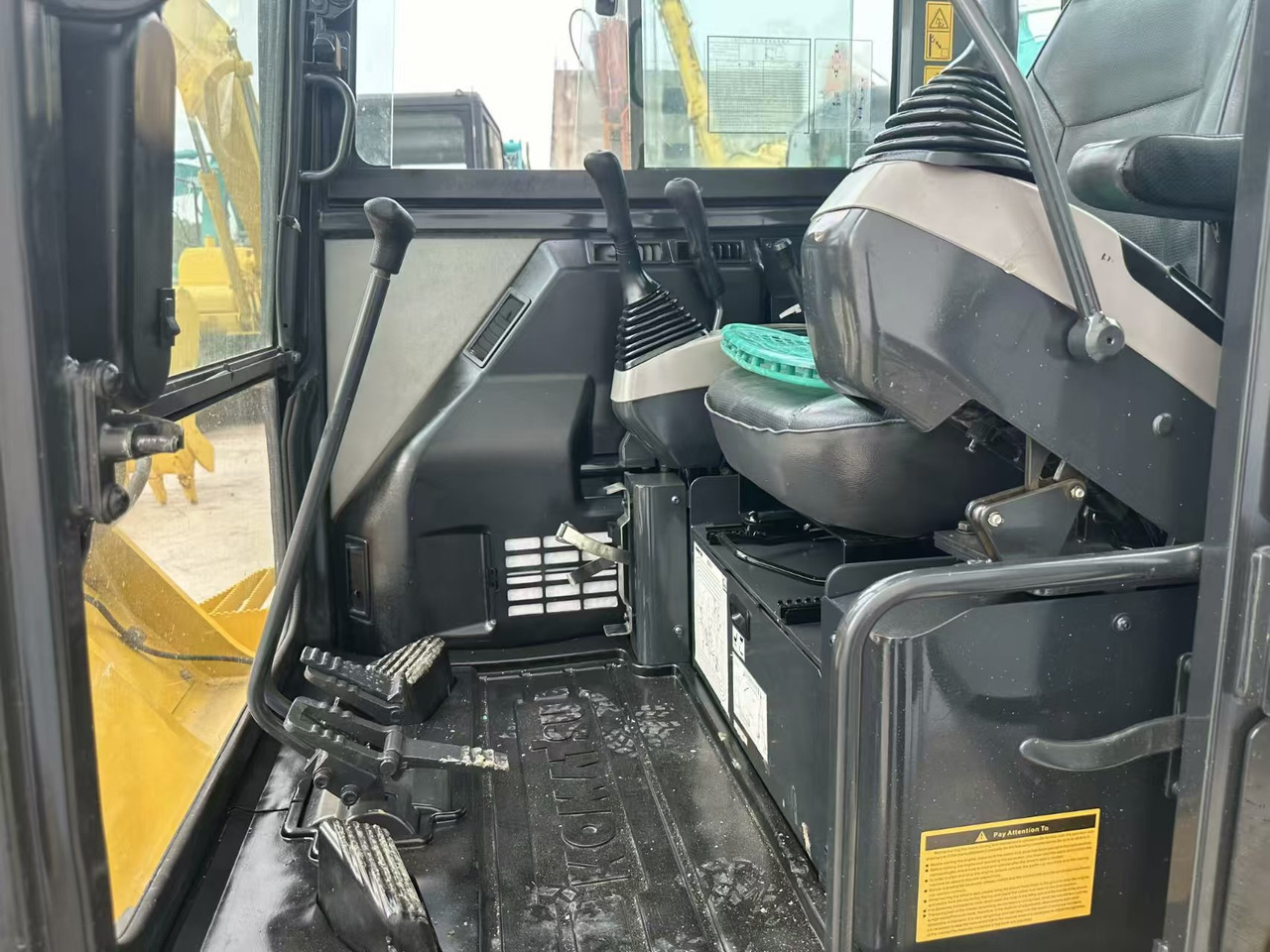 KOMATSU PC58 - Мини багер: слика 4 KOMATSU PC58 - Мини багер: слика 4