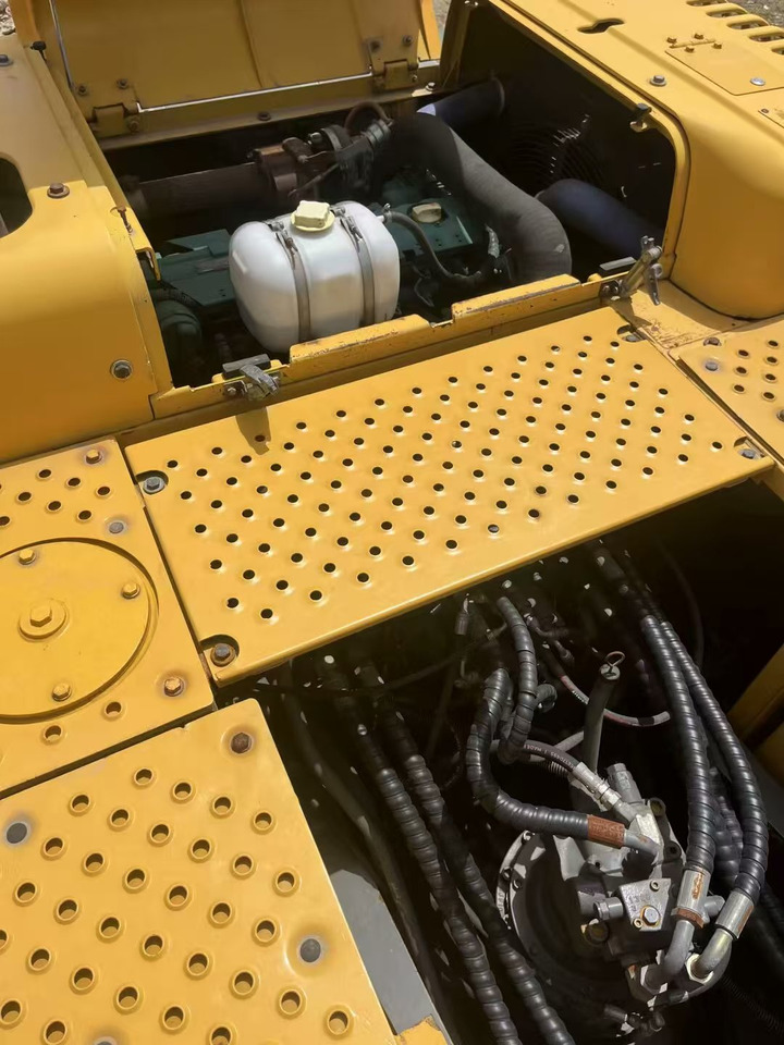 Багер гасеничар Volvo EC210: слика 6