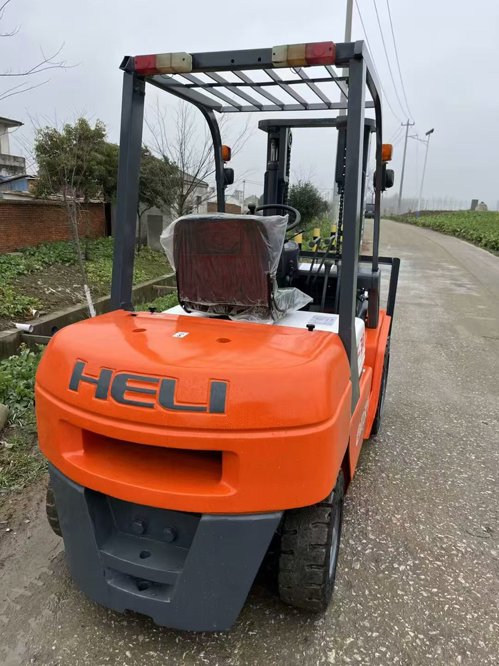 Heli 3-ton - Вилушкар: слика 5 Heli 3-ton - Вилушкар: слика 5
