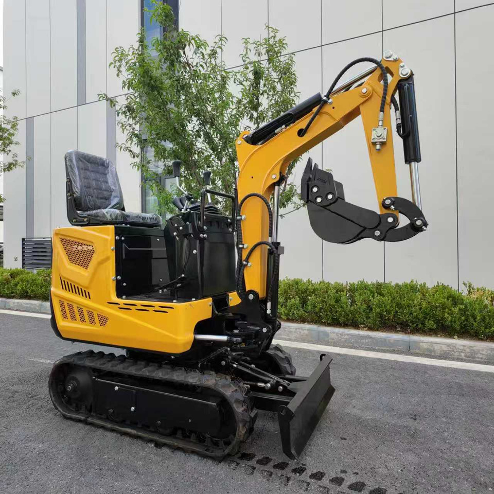 Smaller 0.6ton mini excavator Small digger - Градежна машина: слика 3 Smaller 0.6ton mini excavator Small digger - Градежна машина: слика 3