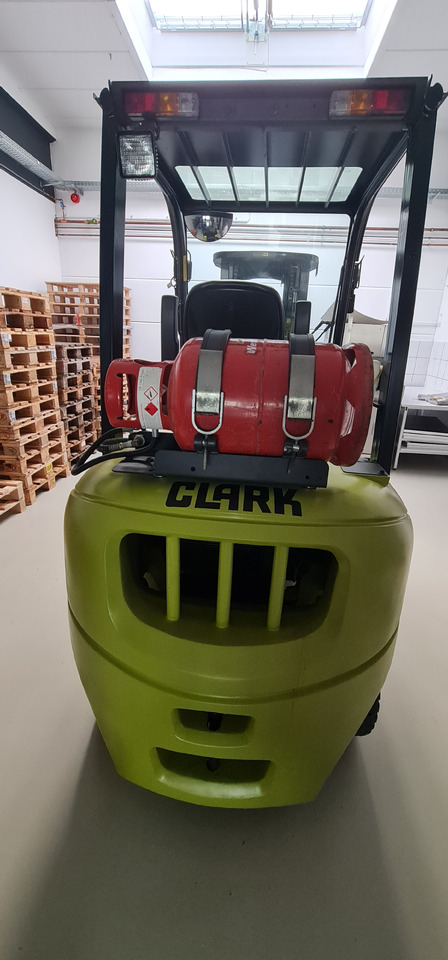 CLARK GTX 25L - Плински вилушкар: слика 3 CLARK GTX 25L - Плински вилушкар: слика 3