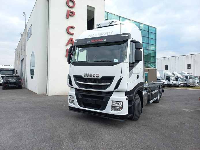 IVECO AS260S48 - Транспортер на контејнер/ Камион со променливо тело: слика 4 IVECO AS260S48 - Транспортер на контејнер/ Камион со променливо тело: слика 4