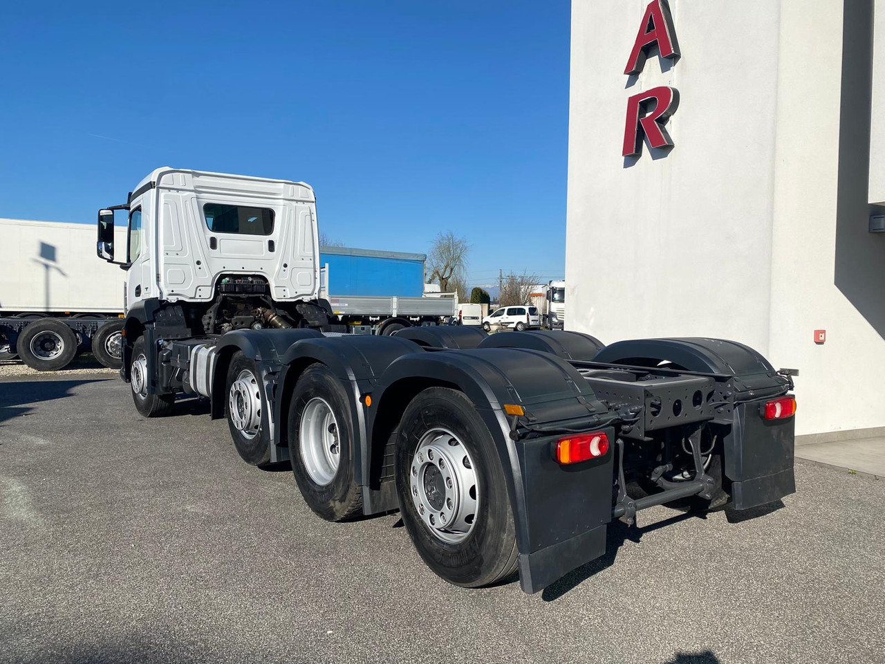 MERCEDES-BENZ AROCS 32.43 - Камион: слика 4 MERCEDES-BENZ AROCS 32.43 - Камион: слика 4