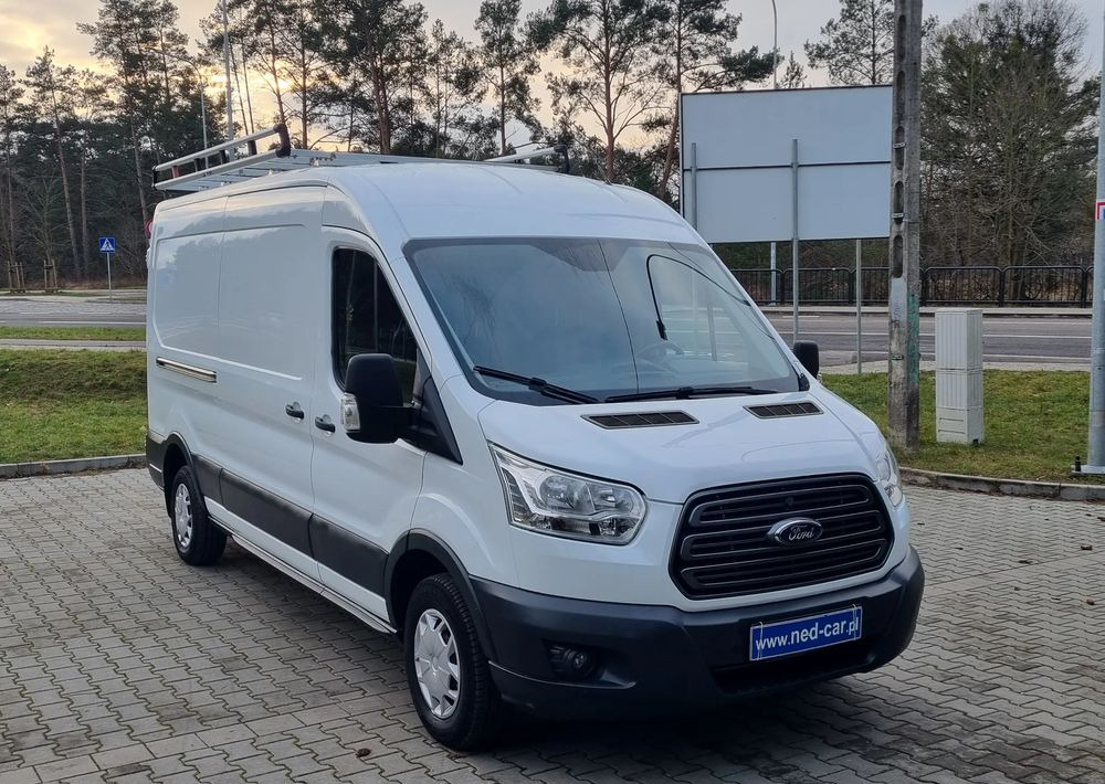Мало комбе Ford Transit: слика 32