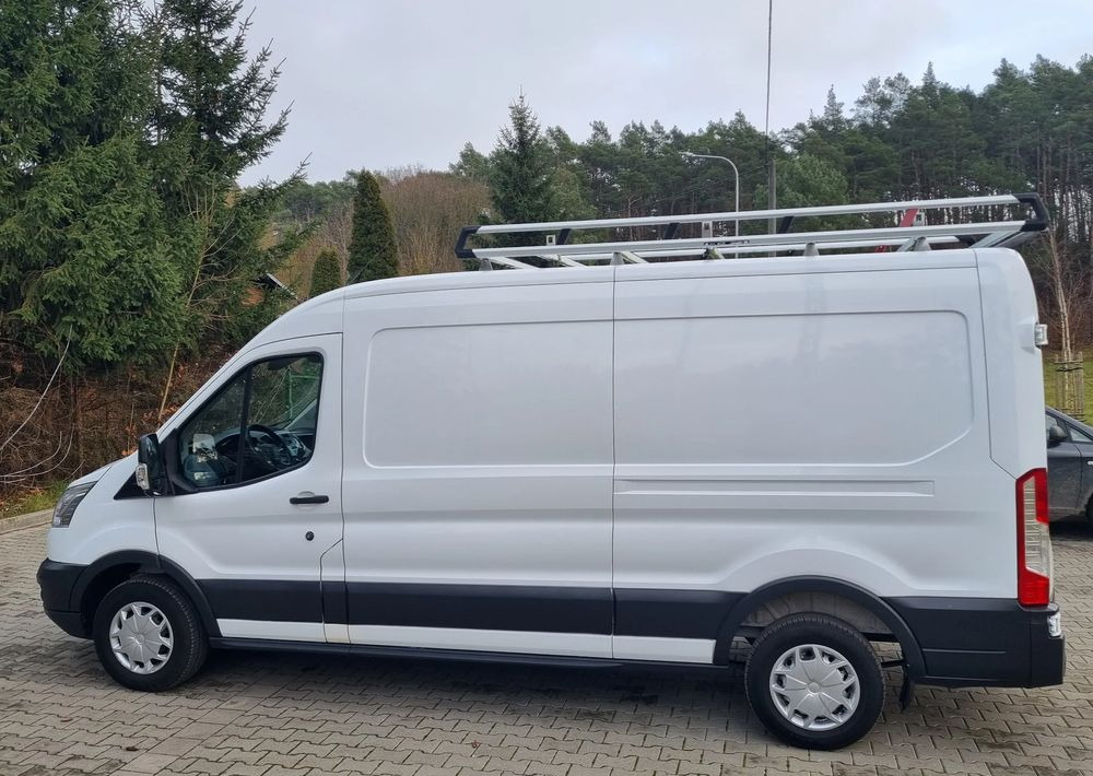 Мало комбе Ford Transit: слика 6