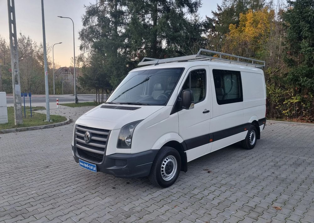 Volkswagen Crafter - Мало комбе: слика 1 Volkswagen Crafter - Мало комбе: слика 1