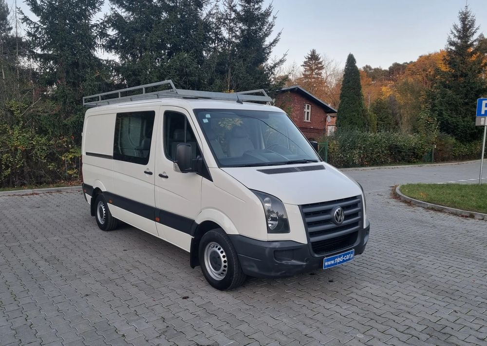Volkswagen Crafter - Мало комбе: слика 2 Volkswagen Crafter - Мало комбе: слика 2