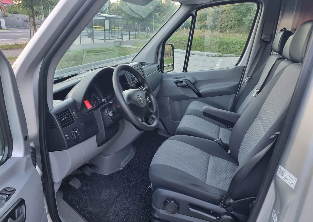 Volkswagen Crafter - Мало комбе: слика 5 Volkswagen Crafter - Мало комбе: слика 5