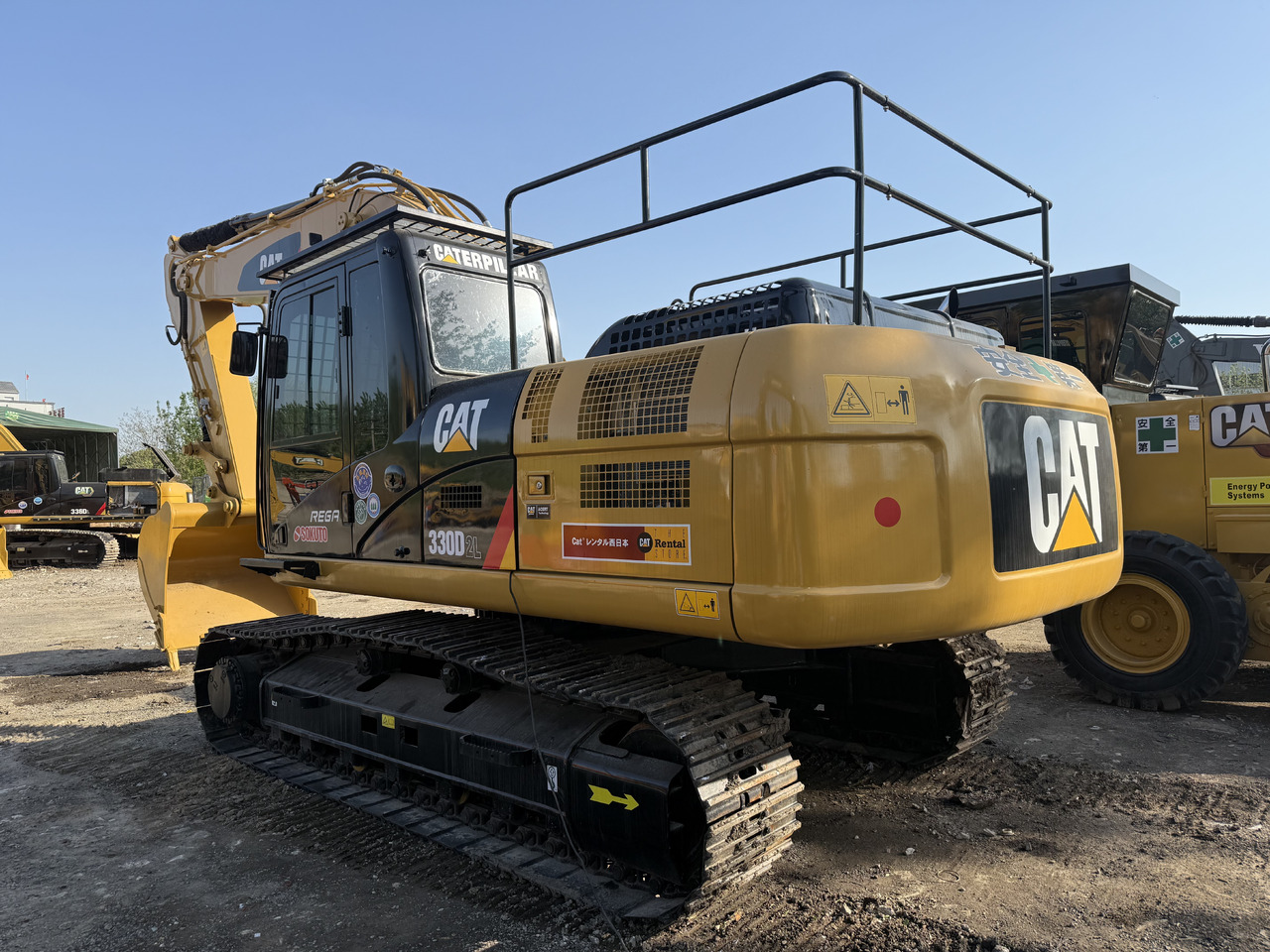 CATERPILLAR CAT320D2L excavator for sale at good price - Багер гасеничар: слика 4 CATERPILLAR CAT320D2L excavator for sale at good price - Багер гасеничар: слика 4