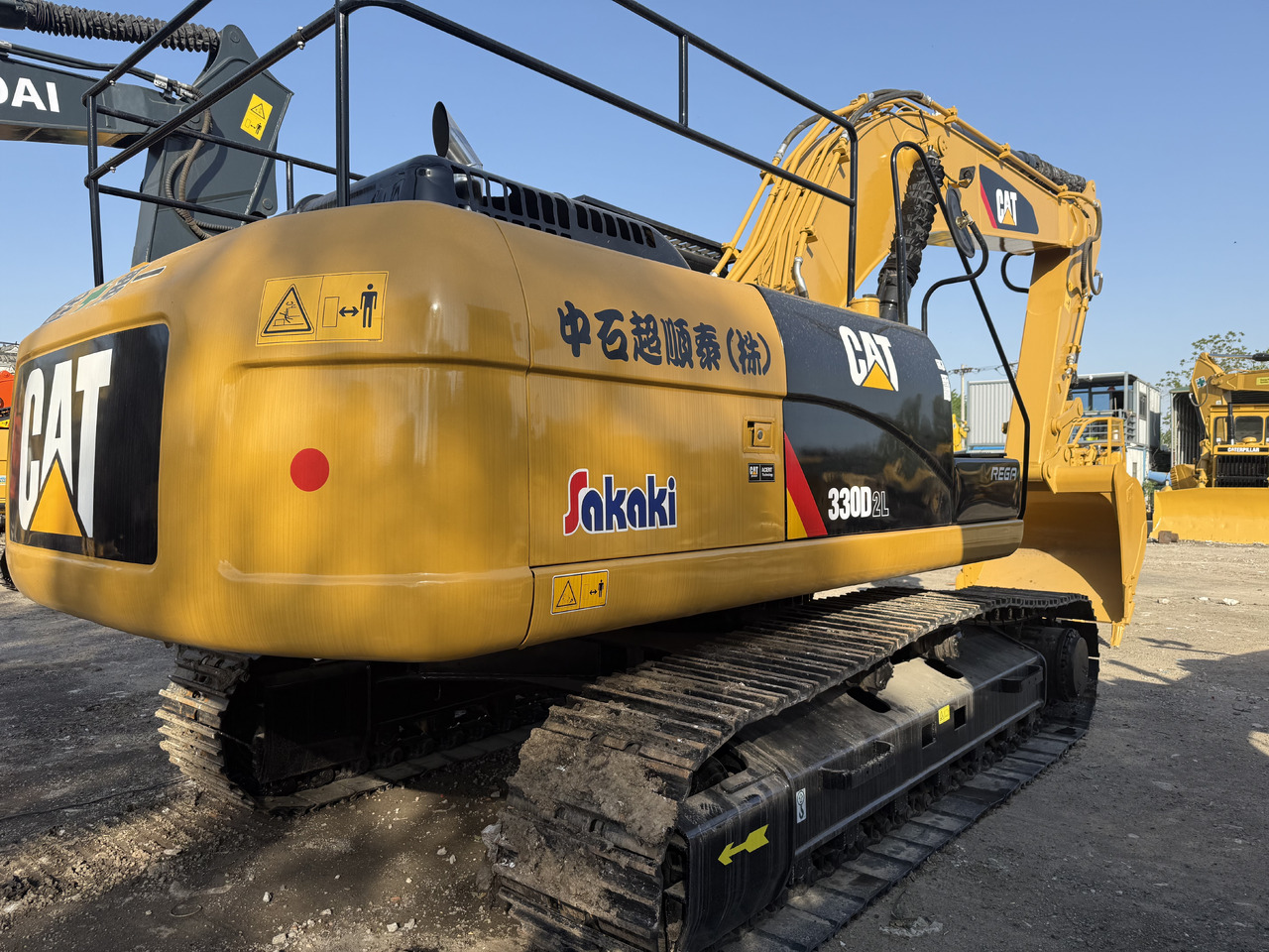 CATERPILLAR CAT320D2L excavator for sale at good price - Багер гасеничар: слика 2 CATERPILLAR CAT320D2L excavator for sale at good price - Багер гасеничар: слика 2