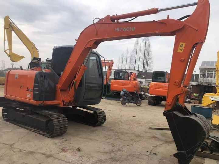 Cheap Price Hitachi ZX60 Used Excavator for Sale Used 6 Tons Hitachi Mini Excavator with Good Performance - Мини багер: слика 5 Cheap Price Hitachi ZX60 Used Excavator for Sale Used 6 Tons Hitachi Mini Excavator with Good Performance - Мини багер: слика 5