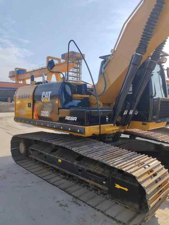 Durable Second Hand Machine Original Used Caterpillar Excavator CAT 330D2 USED 329D2 320D2 325D 315D Excavator - Багер гасеничар: слика 5 Durable Second Hand Machine Original Used Caterpillar Excavator CAT 330D2 USED 329D2 320D2 325D 315D Excavator - Багер гасеничар: слика 5