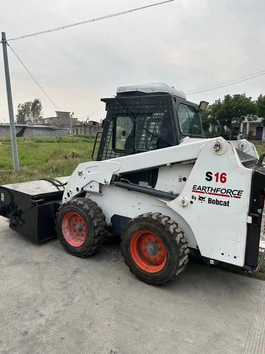 Excellent Quality bobcat S16 Skid Steer Loader in Stock Hot Sale Second Hand bobcat S16 18 160 185 330 Sikd Steer - Компактен натоварувач: слика 4 Excellent Quality bobcat S16 Skid Steer Loader in Stock Hot Sale Second Hand bobcat S16 18 160 185 330 Sikd Steer - Компактен натоварувач: слика 4