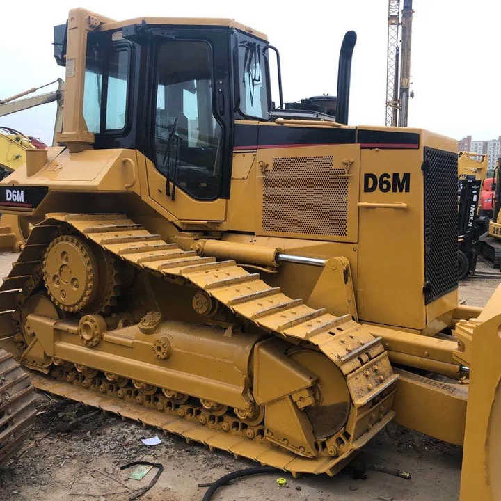 Good Condition D6m Mini Bulldozer New Crawler Bulldozer with Parts Price Bulldozers - Булдожер: слика 2 Good Condition D6m Mini Bulldozer New Crawler Bulldozer with Parts Price Bulldozers - Булдожер: слика 2