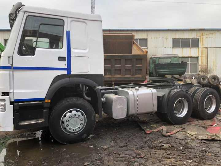 Used HOWO Truck Head Semi-trailer Head Trailer Head - Камион влекач: слика 3 Used HOWO Truck Head Semi-trailer Head Trailer Head - Камион влекач: слика 3