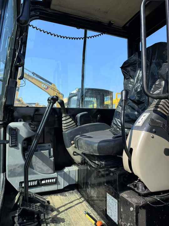 Mini Cat Brand Cat 305 Small Excavator in Stock Used Mini Excavator CAT305.5E2 CAT306 CAT307 CAT308 With Good Condition - Мини багер: слика 5 Mini Cat Brand Cat 305 Small Excavator in Stock Used Mini Excavator CAT305.5E2 CAT306 CAT307 CAT308 With Good Condition - Мини багер: слика 5