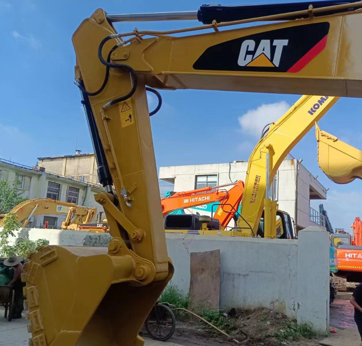 Original CAT 320D Used Excavators Machine CAT 320D 320B Crawler Excavator 20tons Construction Machinery Price - Багер гасеничар: слика 4 Original CAT 320D Used Excavators Machine CAT 320D 320B Crawler Excavator 20tons Construction Machinery Price - Багер гасеничар: слика 4