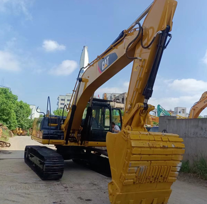Original CAT 320D Used Excavators Machine CAT 320D 320B Crawler Excavator 20tons Construction Machinery Price - Багер гасеничар: слика 1 Original CAT 320D Used Excavators Machine CAT 320D 320B Crawler Excavator 20tons Construction Machinery Price - Багер гасеничар: слика 1